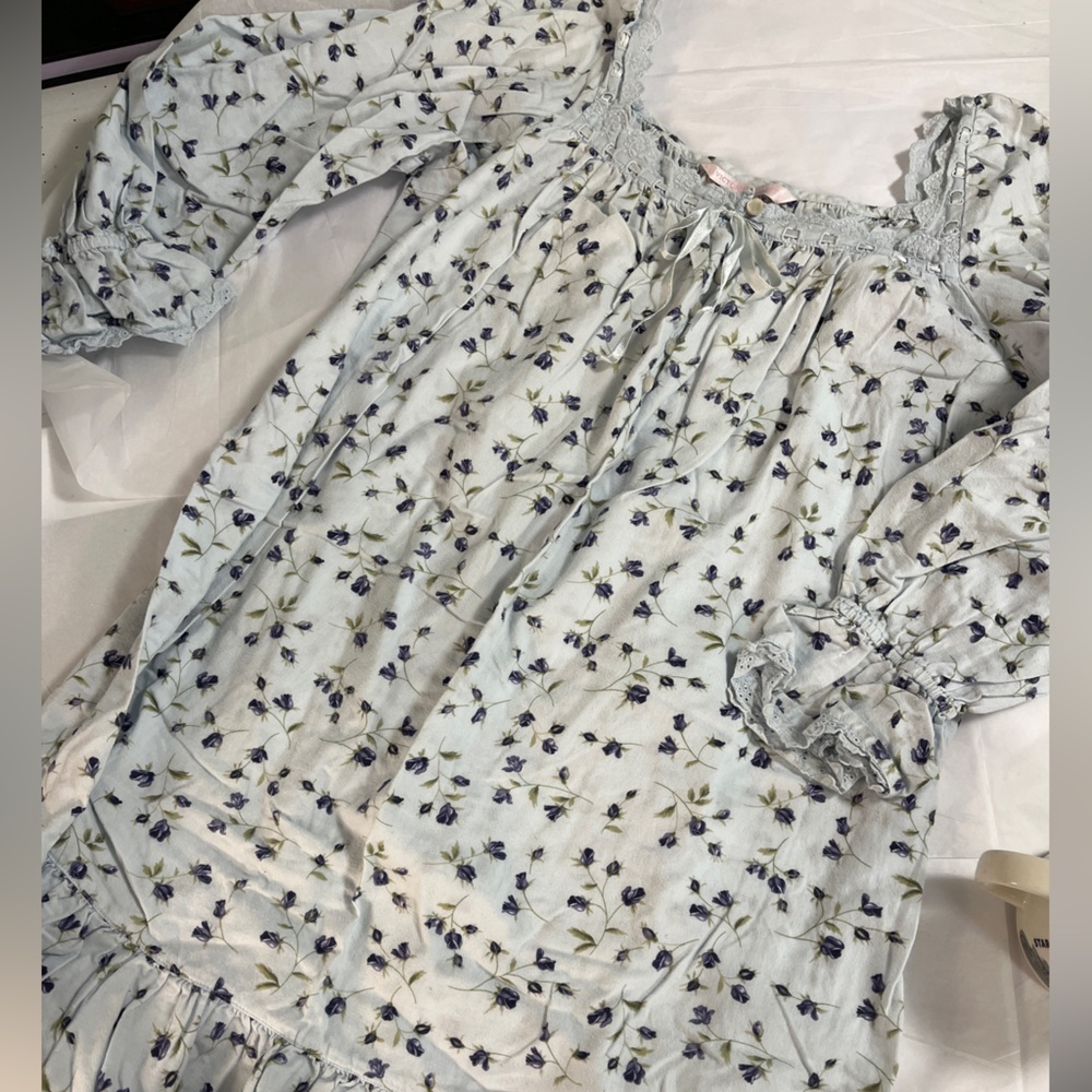 Victoria's Secret Light Blue Floral nightgown L 100% cotton cottage prairie VTG